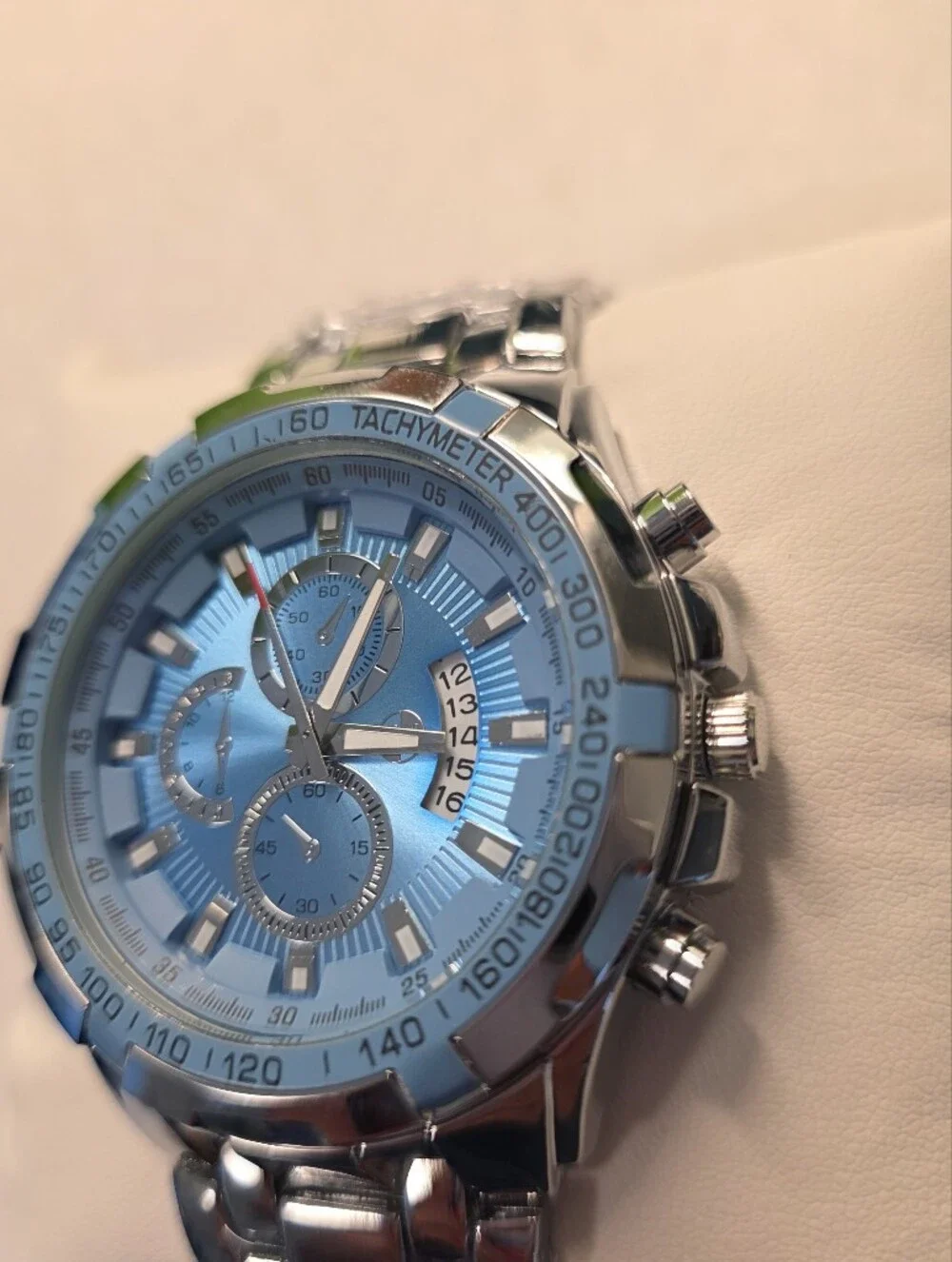 315. Men's Silver 45mm Quartz Watch With Light Blue Face And Bezel